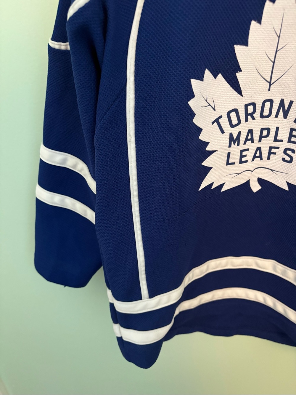 NHL Toronto Maple Leafs Jersey - Picture 3 of 7